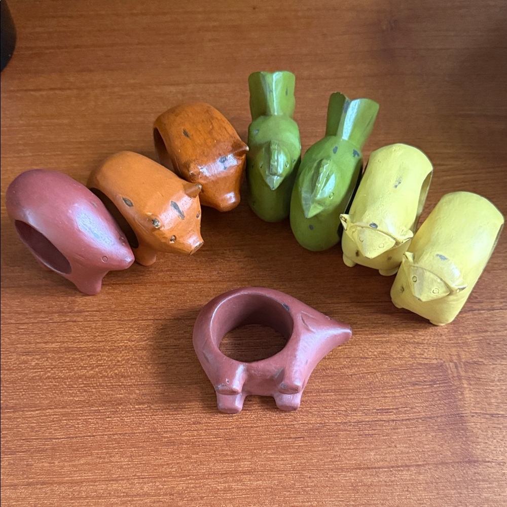 Pier 1 Imports Country Farm Animals Wood Napkin Rings Set Pig Sheep Cow Chicken - Picture 2 of 6
